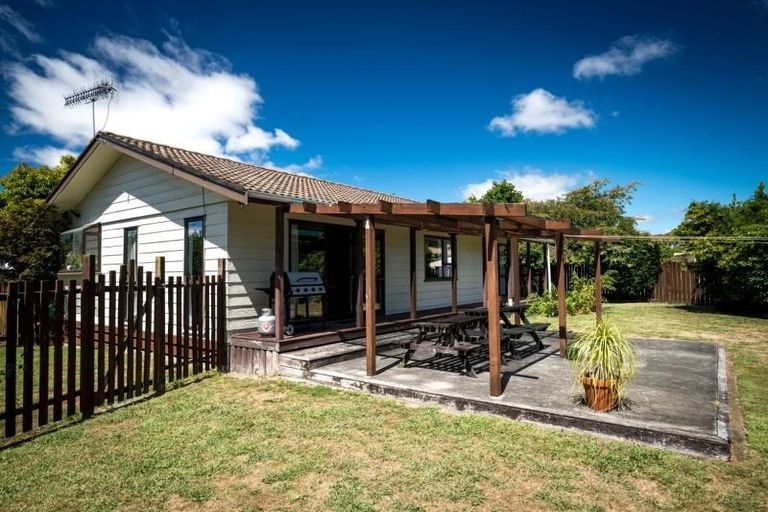 Photo of property in 6 Garland Drive, St Andrews, Hamilton, 3200