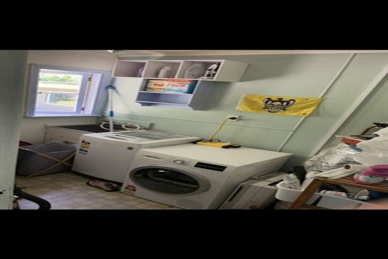 Photo of property in 564 Main Road North, Timberlea, Upper Hutt, 5018