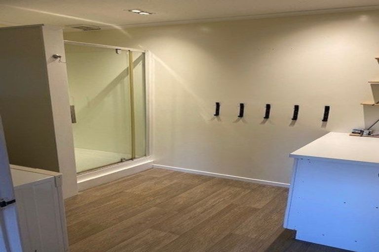 Photo of property in 90 Pembroke Street, Westown, New Plymouth, 4310