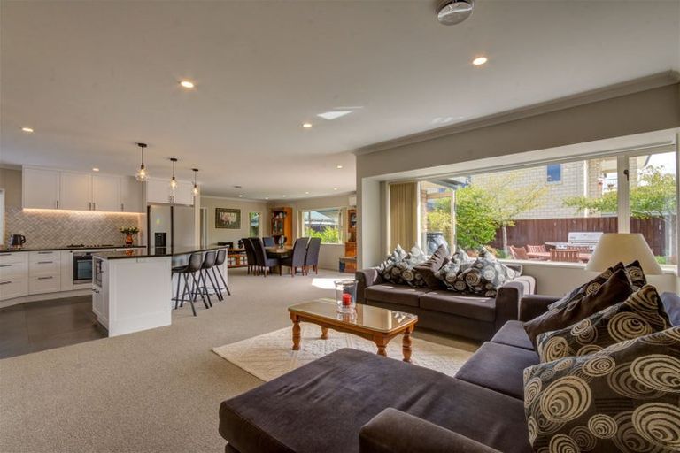 Photo of property in 6 Goodwood Close, Rangiora, 7400