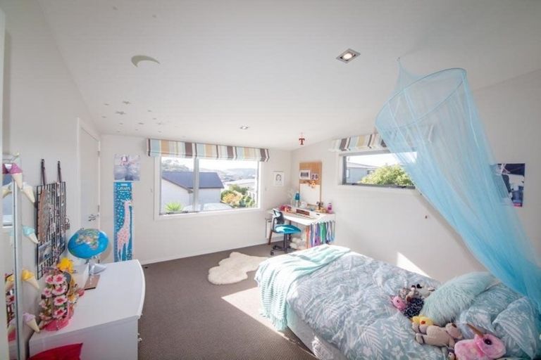 Photo of property in 9 Winsley Terrace, Churton Park, Wellington, 6037