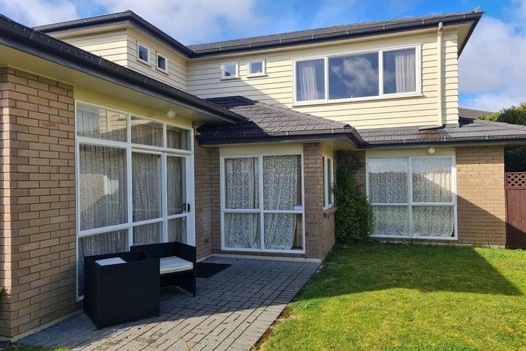 Photo of property in 51 Chateau Rise, Flat Bush, Auckland, 2016