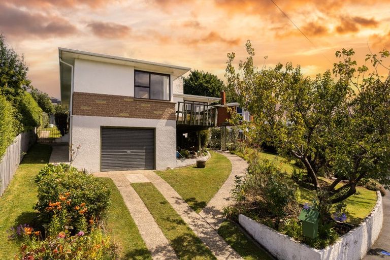 Photo of property in 12 Truby King Crescent, Liberton, Dunedin, 9010