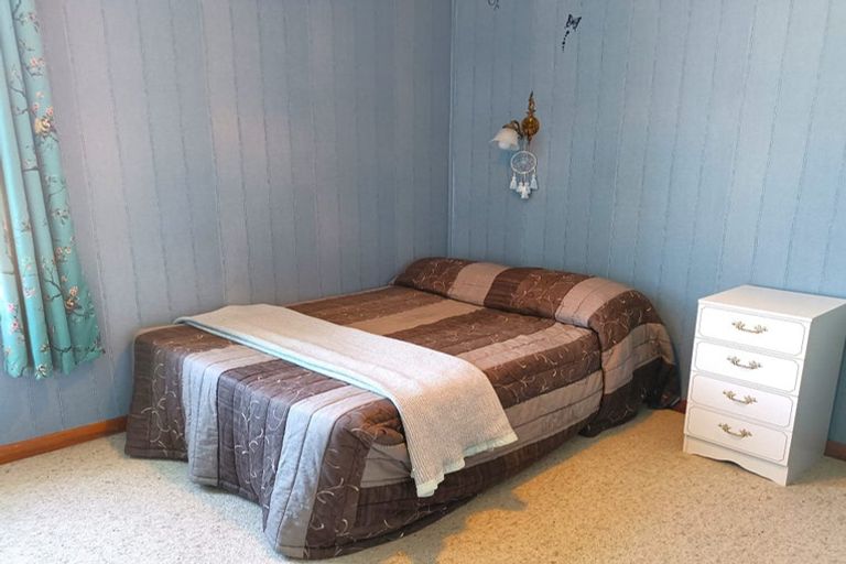 Photo of property in 106 Egmont Street, Patea, 4520