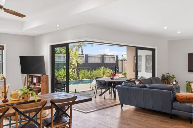 Photo of property in 5 Beach Cove, Wainui, Gisborne, 4010