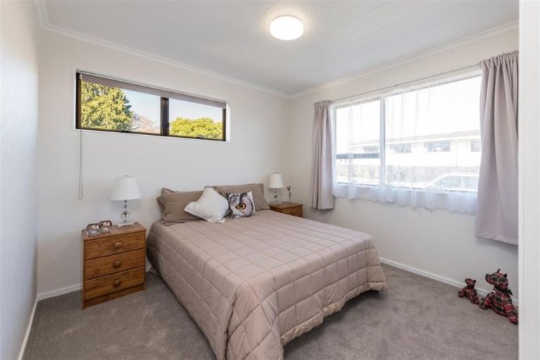 Photo of property in 2 Porritt Place, Stoke, Nelson, 7011