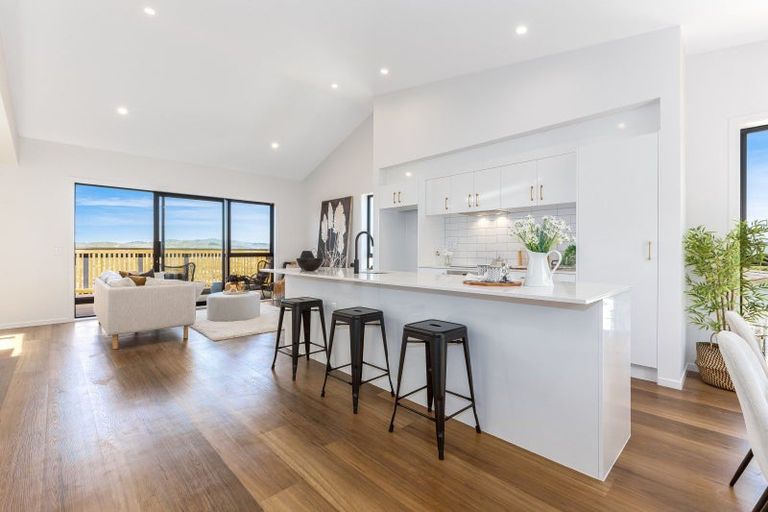 Photo of property in 5 Stockden Place, Karori, Wellington, 6012