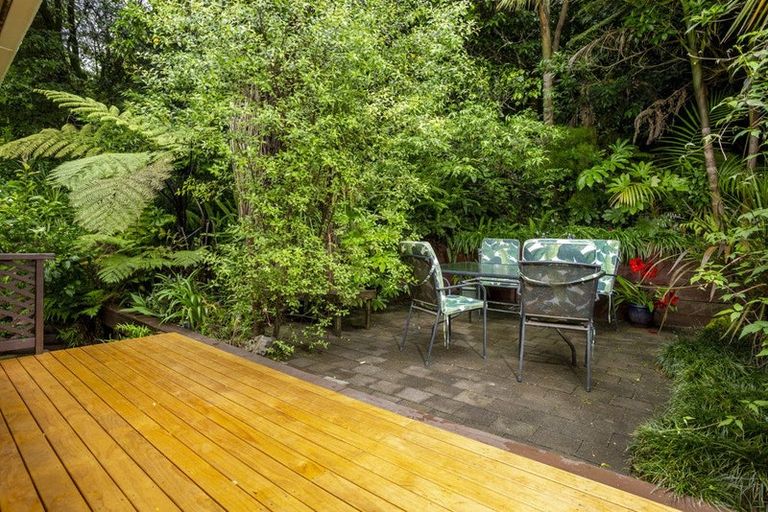Photo of property in 3/72 Lake Road, Northcote, Auckland, 0627