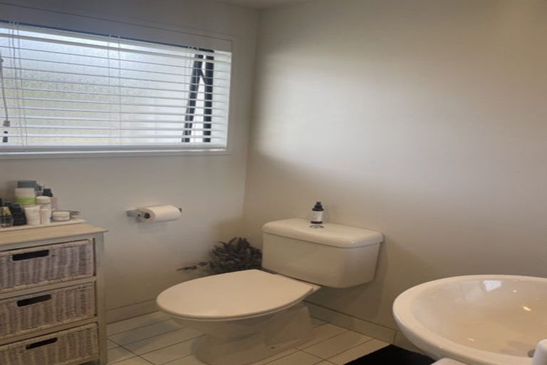 Photo of property in 27/1 Centennial Drive, Whitianga, 3510