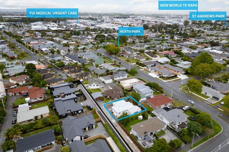 Photo of property in 23 Taylor Terrace, St Andrews, Hamilton, 3200