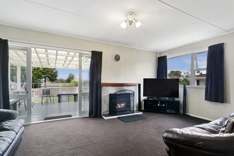 Photo of property in 15 Cumberland Street, Tauhara, Taupo, 3330