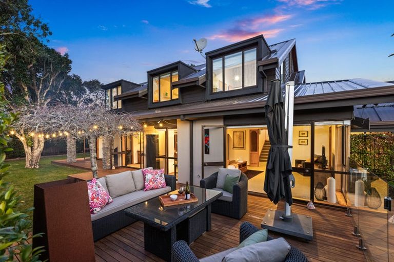 Photo of property in 1 Maygrove Drive, Orewa, 0931