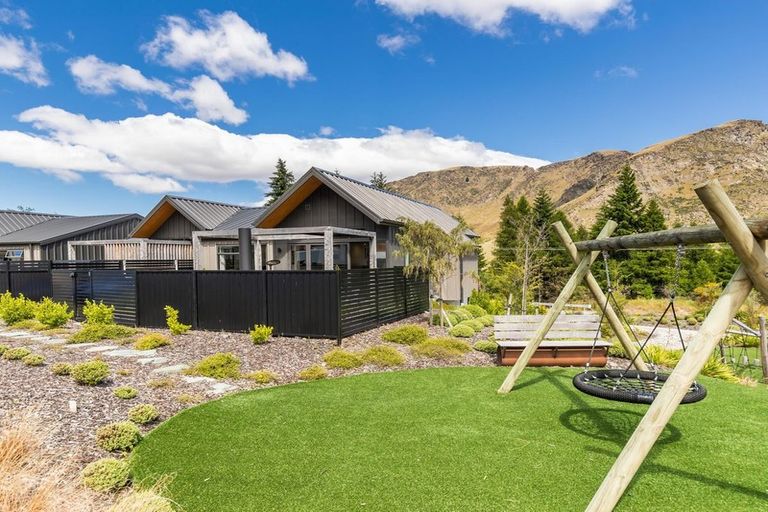 Photo of property in 6 Stamper Lane, Arthurs Point, Queenstown, 9371