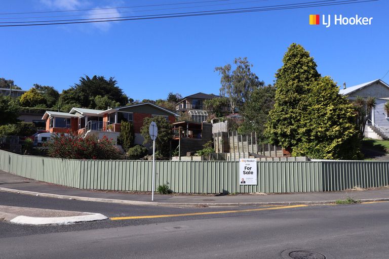 Photo of property in 86 Main South Road, Green Island, Dunedin, 9018