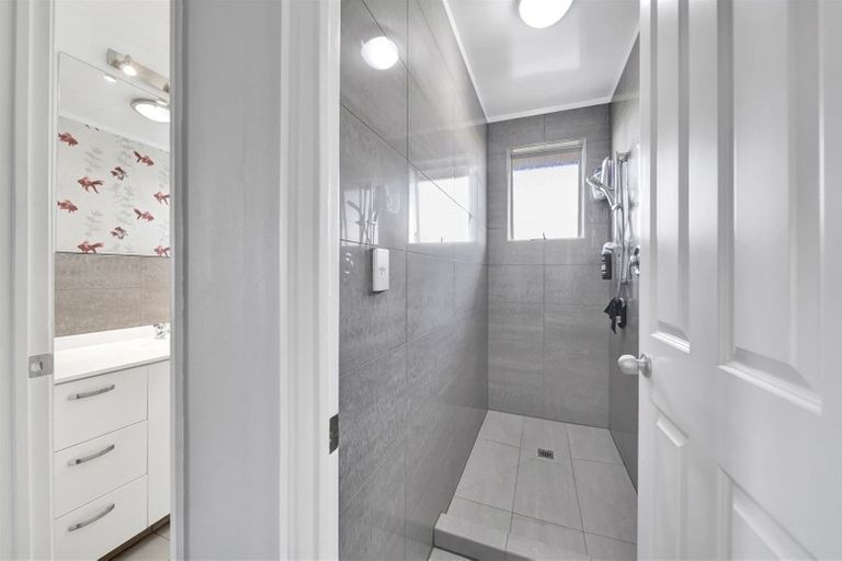 Photo of property in 16 Smeaton Road, Bell Block, New Plymouth, 4312