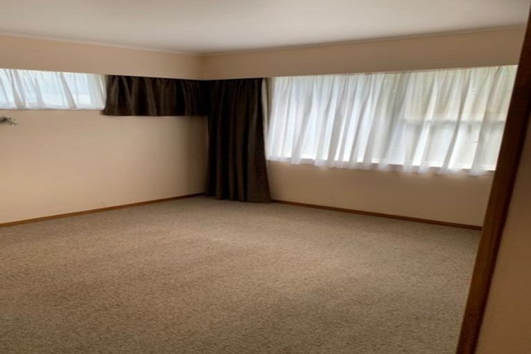 Photo of property in 58 Cardiff Road, Pakuranga, Auckland, 2010