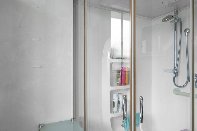 Photo of property in 108 Robertson Street, Gore, 9710