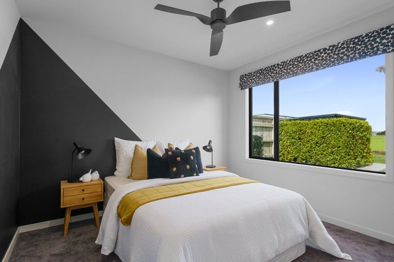 Photo of property in 20 Clifford Close, Leamington, Cambridge, 3432