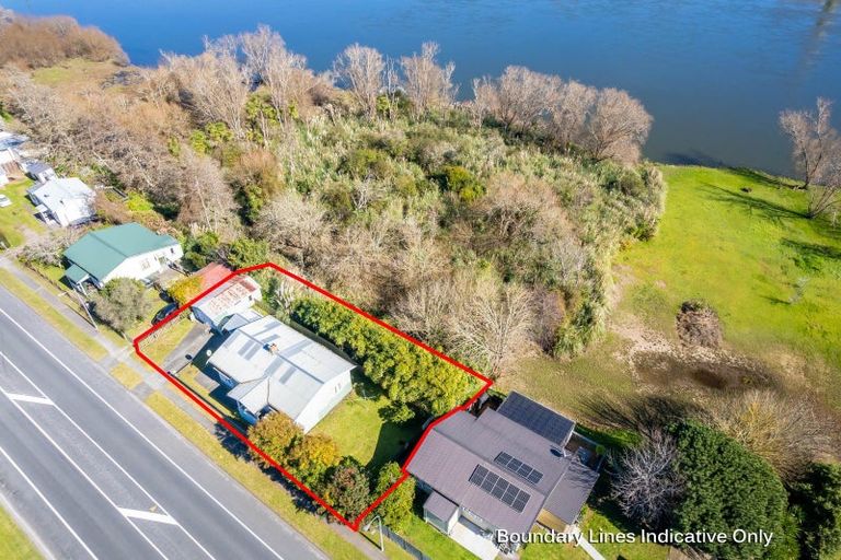 Photo of property in 194 Great South Road, Huntly, 3700