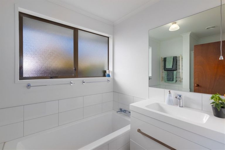 Photo of property in 34 Whitehall Street, Mairehau, Christchurch, 8013