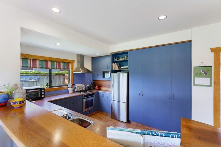 Photo of property in 7 Marewa Place, Waikanae Beach, Waikanae, 5036