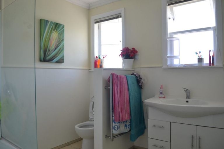 Photo of property in 6 Hildreth Street, Trentham, Upper Hutt, 5018