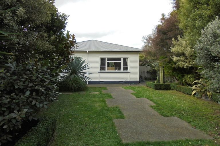 Photo of property in 35 Hinemoa Street, Spreydon, Christchurch, 8024