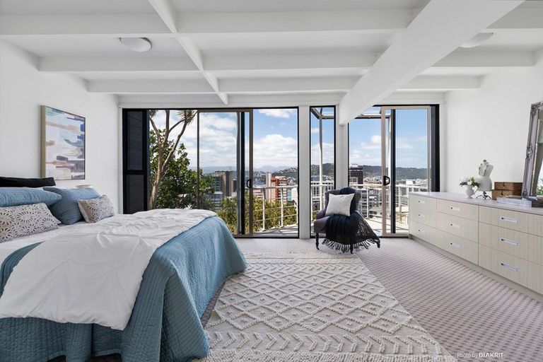 Photo of property in 23 Clermont Terrace, Kelburn, Wellington, 6012