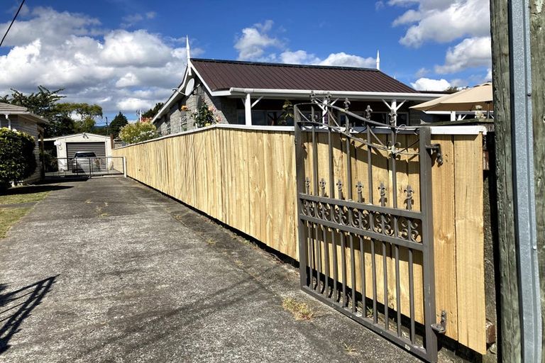 Photo of property in 30 Ebdentown Street, Ebdentown, Upper Hutt, 5018