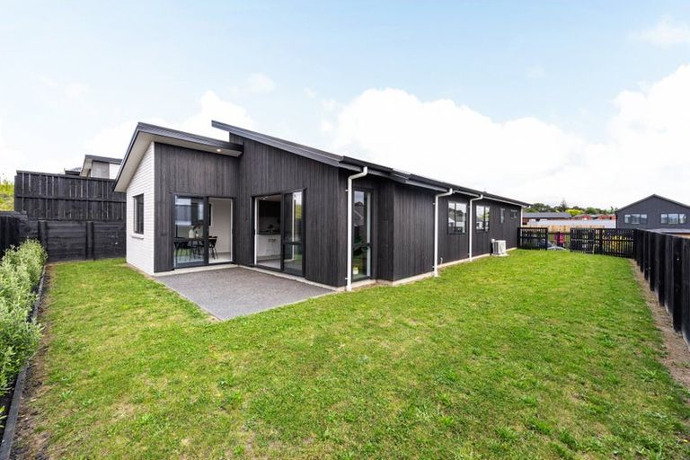 Photo of property in 12 Akakura Terrace, Peacocke, Hamilton, 3206