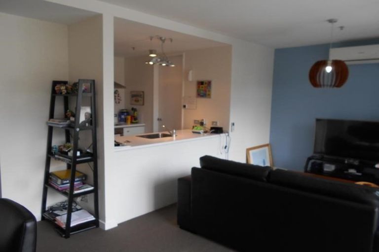 Photo of property in Montreaux Apartments, 5k/164 The Terrace, Wellington Central, Wellington, 6011