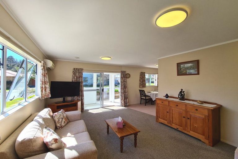 Photo of property in 1 Allman Drive, Coromandel, 3506