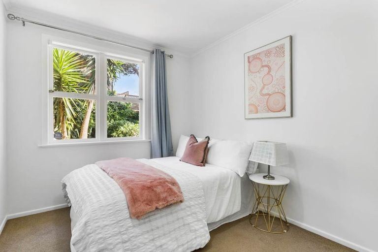 Photo of property in 211a Sunnynook Road, Wairau Valley, Auckland, 0627