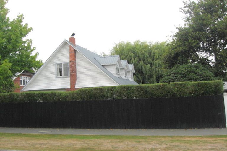 Photo of property in 50 Tomes Road, St Albans, Christchurch, 8052