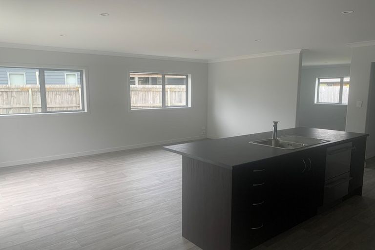 Photo of property in 8c Halyard Way, Mangawhai, 0505