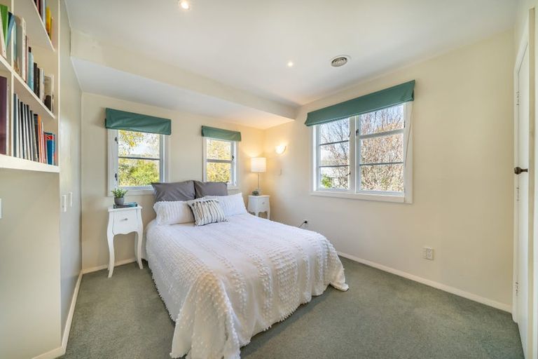 Photo of property in 297 Fergusson Drive, Heretaunga, Upper Hutt, 5018