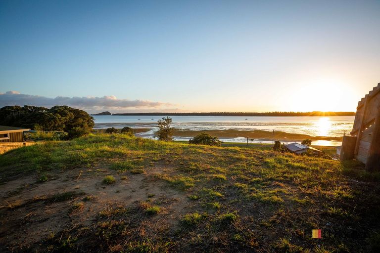 Photo of property in 30a Harbour View Road, Tahawai, Katikati, 3170
