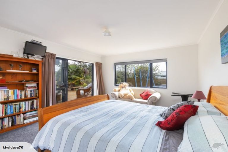 Photo of property in 317 Mahurangi East Road, Snells Beach, 0920