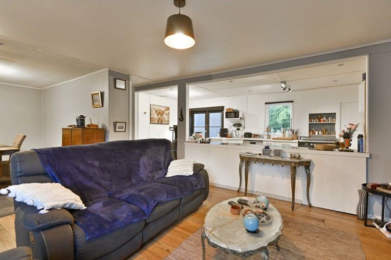 Photo of property in 48 Little Bush Road, Puketitiri, Napier, 4184