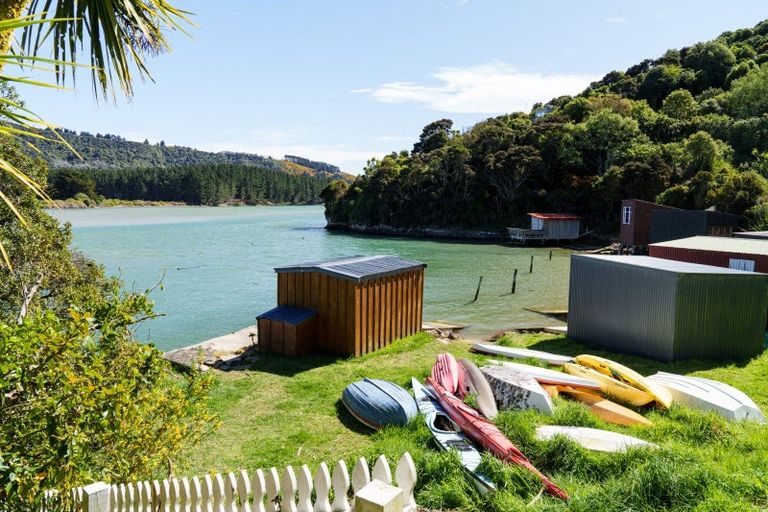 Photo of property in 10 Crescent Street, Purakaunui, Port Chalmers, 9081