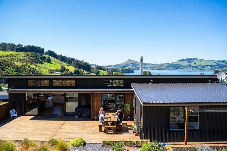 Photo of property in 16 Glendermid Close, Sawyers Bay, Port Chalmers, 9023