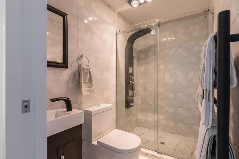 Photo of property in 14 San Casello Rise, Henderson, Auckland, 0612