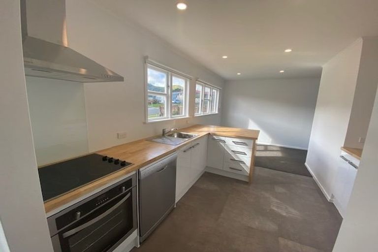 Photo of property in 63-65 Westmeath Street, Waitangirua, Porirua, 5024