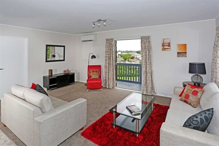 Photo of property in 11 Constable Road, Waiuku, 2123