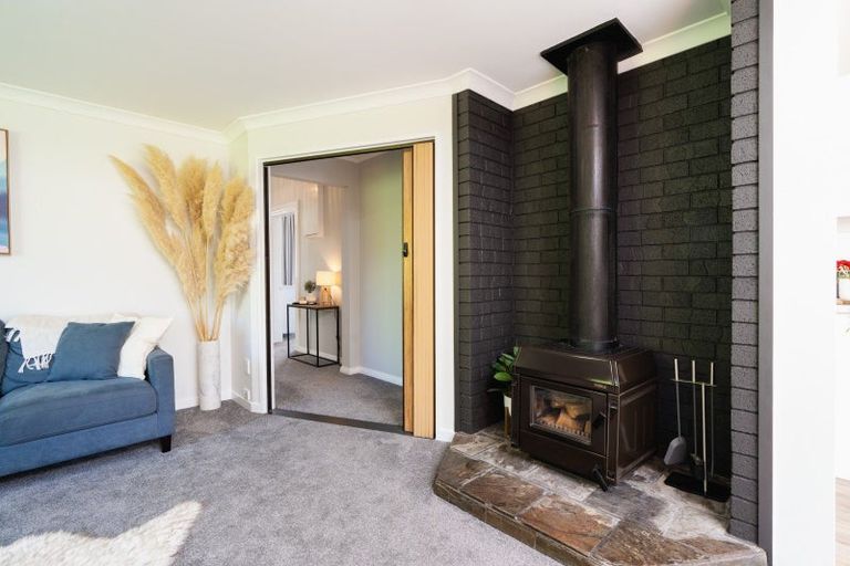 Photo of property in 1 Benfell Street, Green Island, Dunedin, 9018