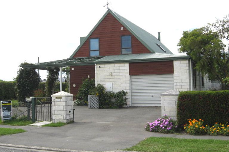 Photo of property in 19 Gilbert Street, Amberley, 7410