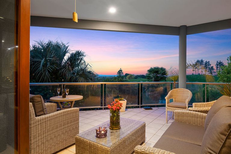 Photo of property in 171 Waikite Road, Welcome Bay, Tauranga, 3175