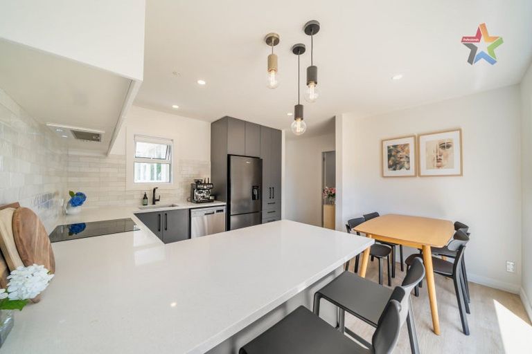 Photo of property in 14 Young Grove, Stokes Valley, Lower Hutt, 5019