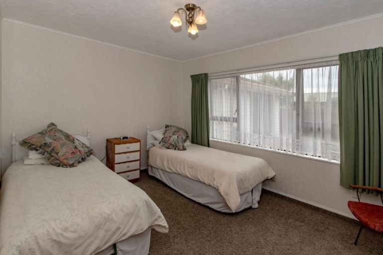 Photo of property in 149 Tait Drive, Greenmeadows, Napier, 4112