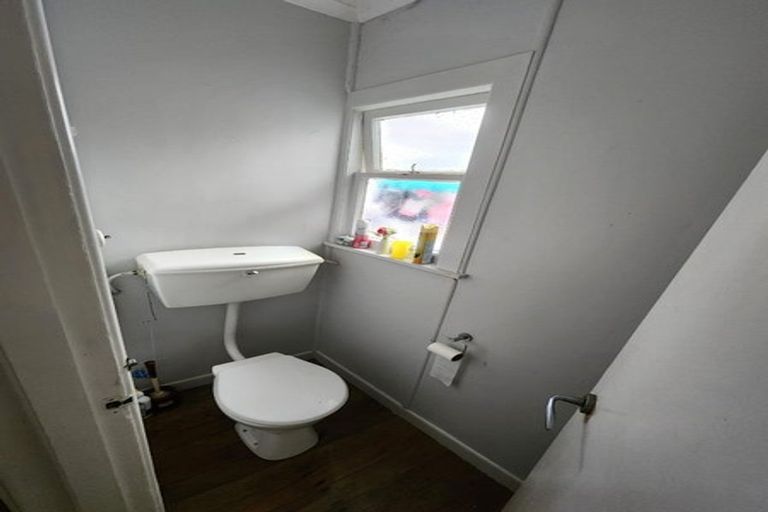 Photo of property in 58 Otumoetai Road, Judea, Tauranga, 3110